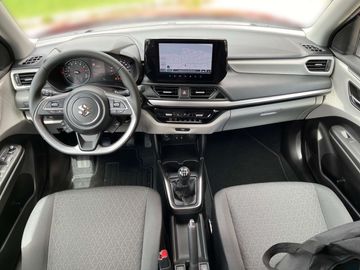 Car image 11