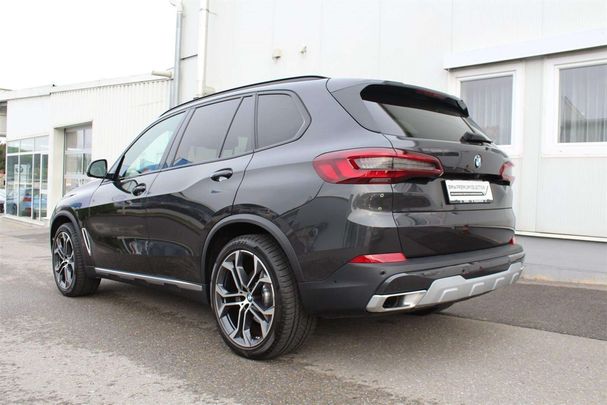 BMW X5 xDrive30d 210 kW image number 4