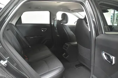Car image 29