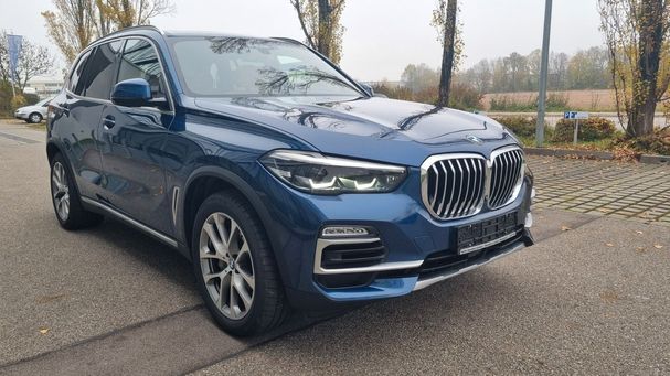 BMW X5 xDrive 195 kW image number 2