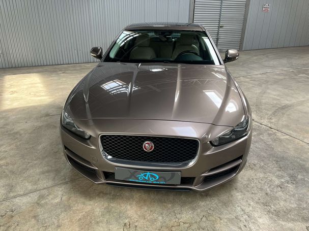 Jaguar XE 147 kW image number 13