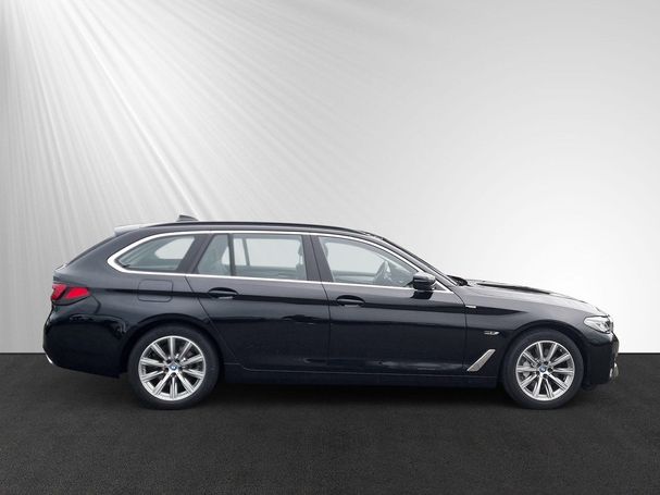 BMW 530 Touring 215 kW image number 2