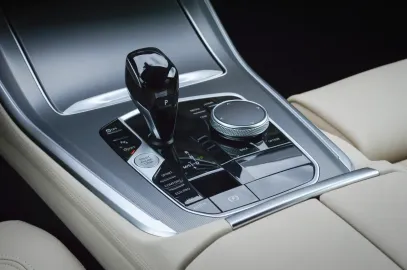 Car image 39
