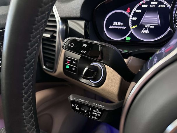 Porsche Cayenne E-Hybrid 340 kW image number 32