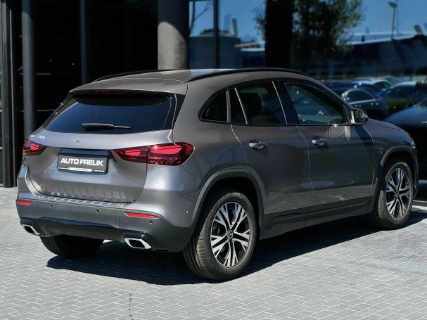 Mercedes-Benz GLA 200 Progressive 120 kW image number 9