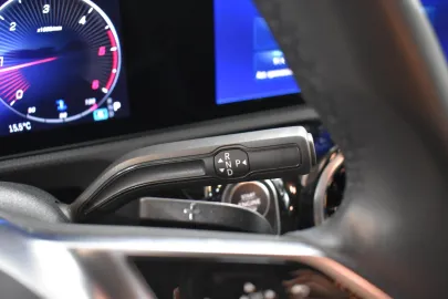 Car image 27