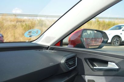 Car image 36