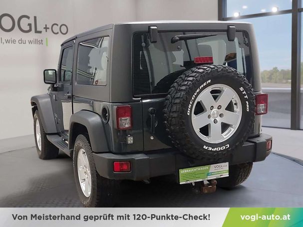 Jeep Wrangler 2.8 Sport 147 kW image number 2