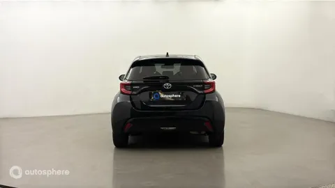 Car image 5
