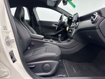 Car image 37