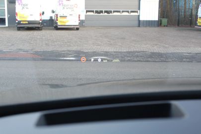 Car image 34