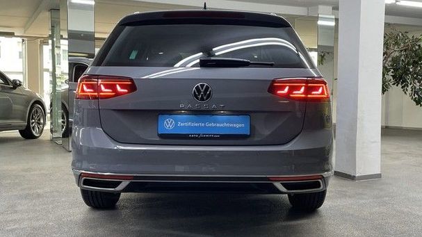 Volkswagen Passat Variant 1.5 TSI Elegance DSG 110 kW image number 6