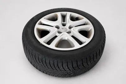 Car image 23