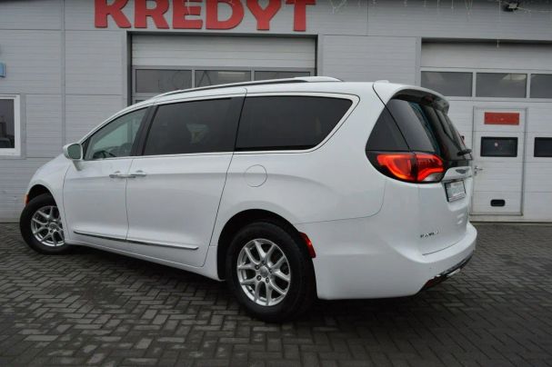 Chrysler Pacifica 214 kW image number 10