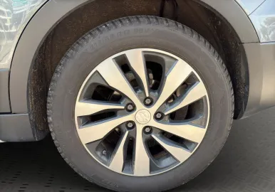 Car image 33