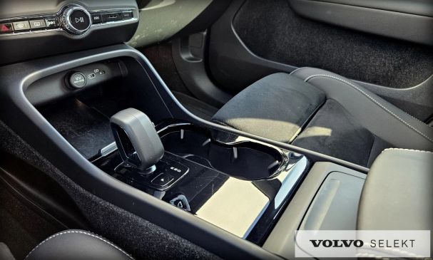 Volvo C40 Recharge Extended Range Plus 185 kW image number 15