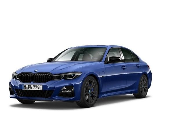 BMW 330e M Sport 185 kW image number 1