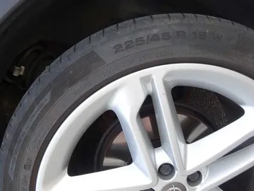 Car image 38