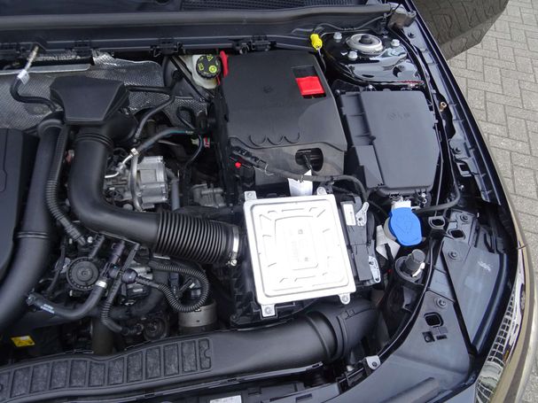 Mercedes-Benz A 180 100 kW image number 24