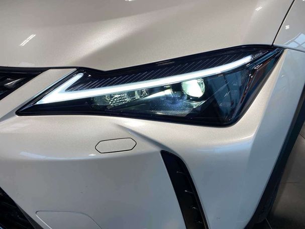 Lexus UX 250h 135 kW image number 7