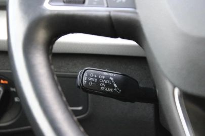 Car image 34