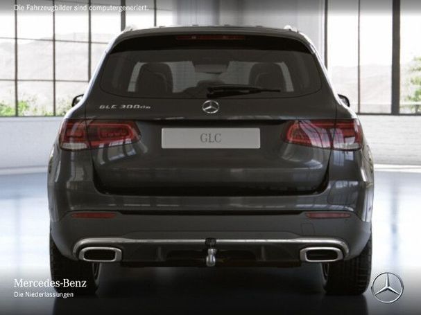 Mercedes-Benz GLC 300 de 225 kW image number 7