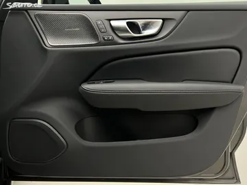 Car image 42