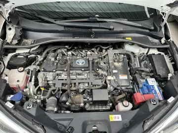 Car image 27