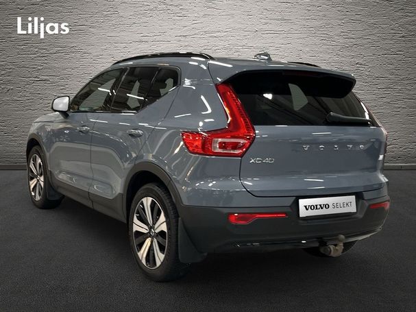 Volvo XC40 Recharge T4 Plus Dark 157 kW image number 2