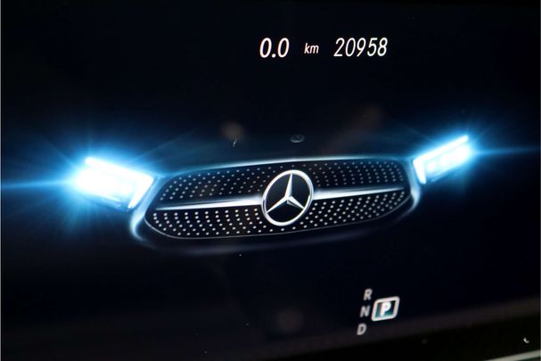 Mercedes-Benz CLA 180 100 kW image number 24