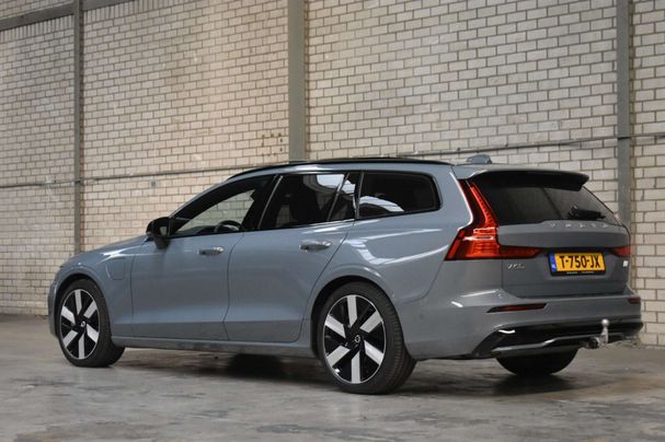 Volvo V60 T6 AWD Ultimate 257 kW image number 2