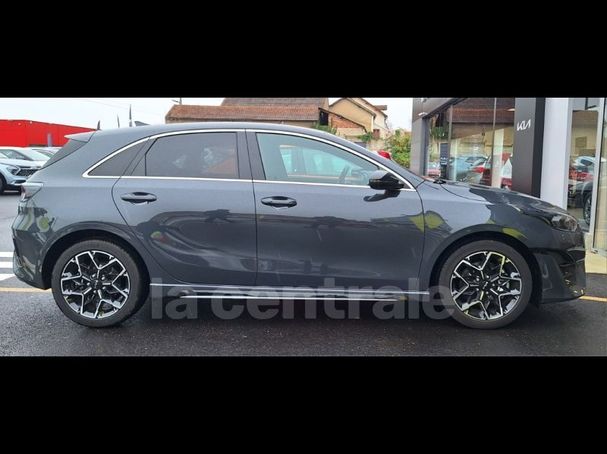 Kia Ceed 1.6 CRDi MHEV DCT 100 kW image number 13