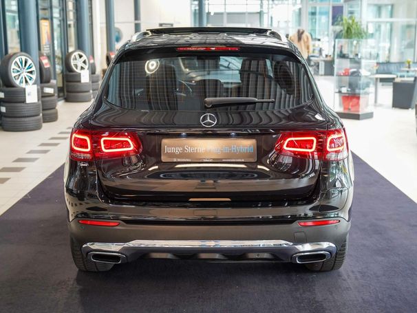 Mercedes-Benz GLC 300 de 225 kW image number 4