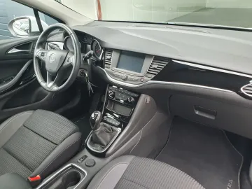 Car image 50