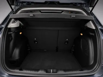 Car image 34