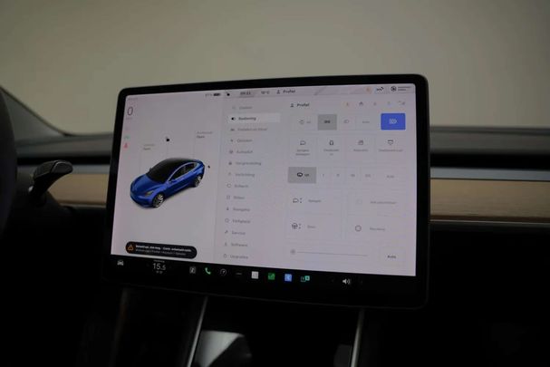 Tesla Model 3 Long Range AWD 258 kW image number 31