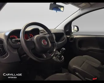 Car image 16