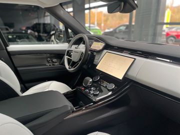 Car image 30