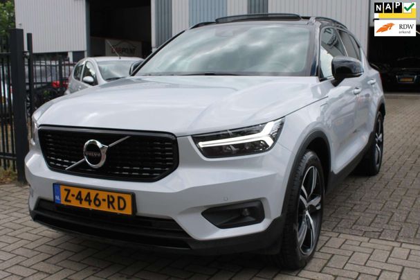 Volvo XC40 Recharge R T4 Design 155 kW image number 1