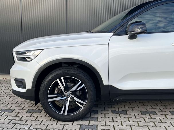 Volvo XC40 T2 95 kW image number 32