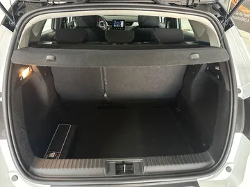 Car image 29