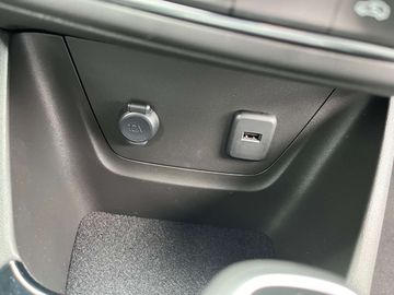 Car image 41