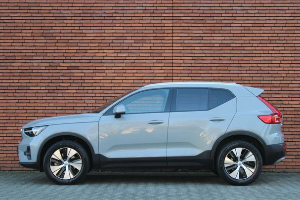 Volvo XC40 B4 Core 145 kW image number 10