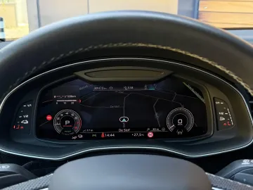 Car image 31
