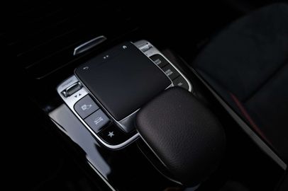 Car image 36