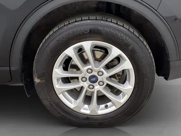 Car image 33