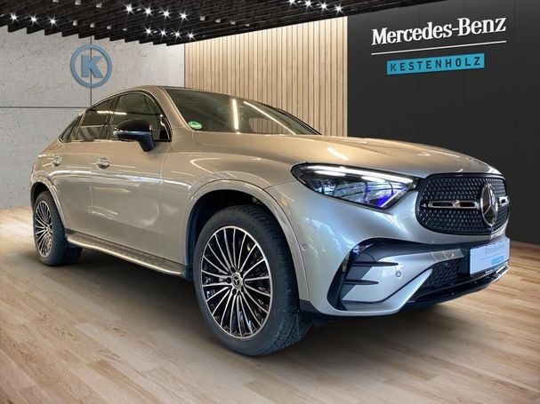 Mercedes-Benz GLC 300 e AMG 4Matic 230 kW image number 2