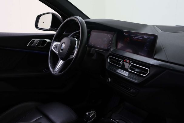 BMW 118i Sport Line 104 kW image number 9