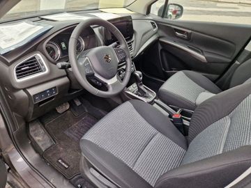 Car image 11