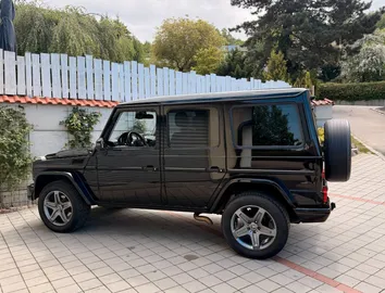 Car image 39